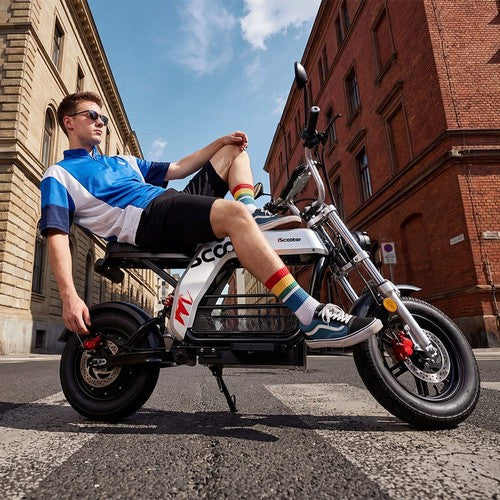 iScooter DX5Pro Electric Scooter 2000W Motor, 52V 20Ah